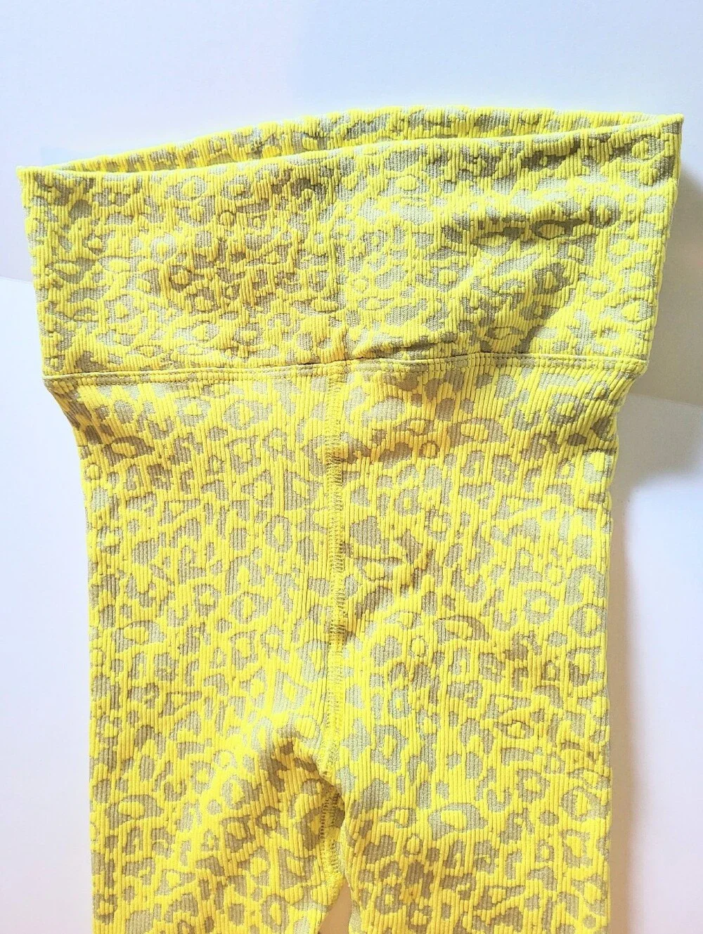 NWOT Free People Movement Good Karma Leopard Print Activewear Leggings XS/ Small